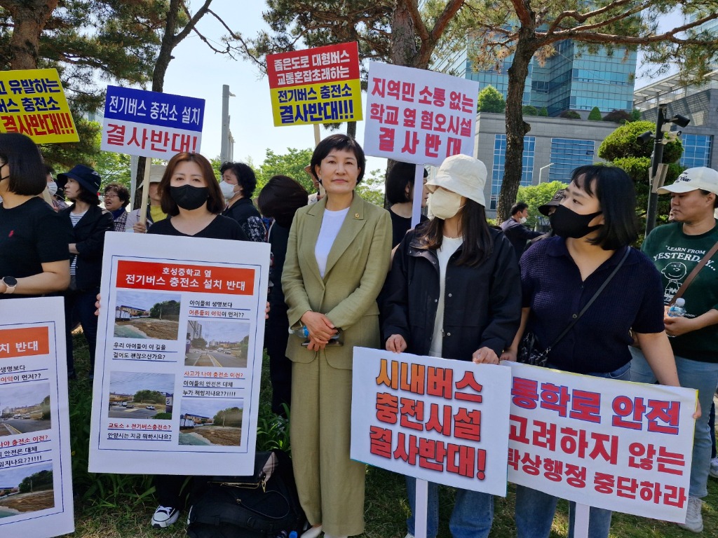 240502 이채명 의원, _안양시, 특정 업체 행정재산 사용허가 특혜 중단해야_.jpg