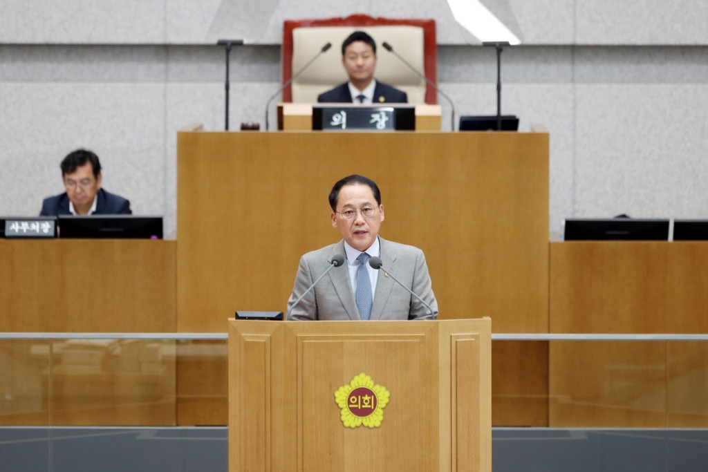 240723 안광률 의원, 어린이놀이터의 오염물질 검출 기준 대폭 강화해야.JPG