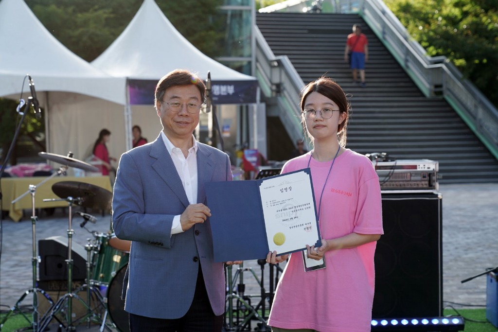 신상진 성남시장, GXG 2024 성남게임문화축제 자원봉사자 발대식 참석 (1).jpeg