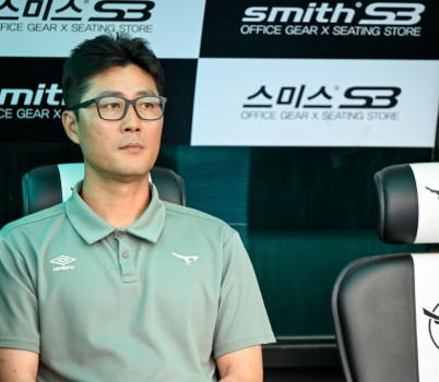 성남FC, 최철우 감독과 상호합의 하에 계약해지.jpg width: 100%; height : 150px