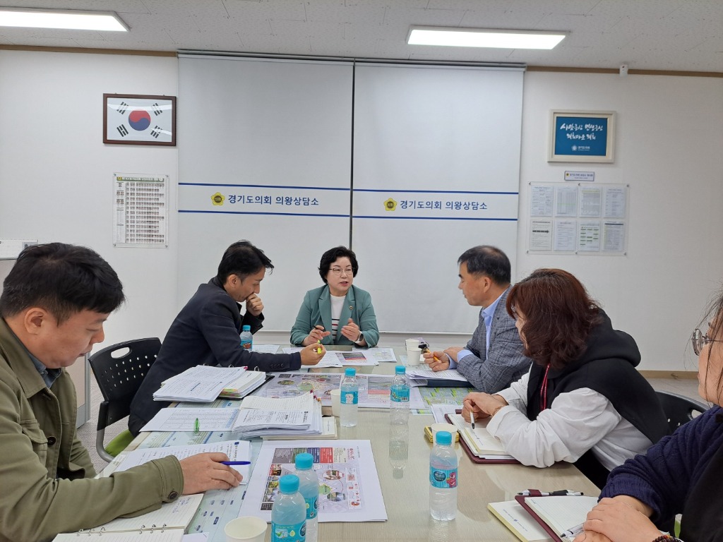 241029 김옥순 의원, 의왕(부곡)경기더드림, (내손)도시재생사업 정담회 개최 (1).jpg