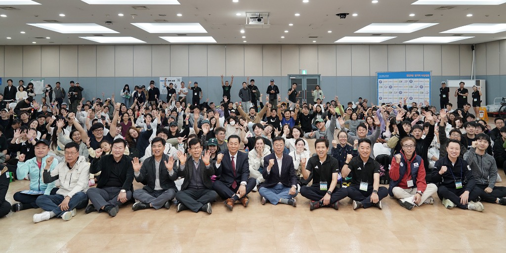 신상진 성남시장, 2024 성남시체육회장배 철인3종 장거리수영대회 참석(3).jpg