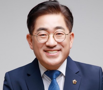 이기형도의원(김포4).jpg width: 100%; height : 150px