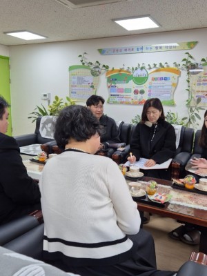 (250120)장윤정 의원, 안산 한들유치원 방문…방과후 특수교육 확대 방안 논의(1).jpg