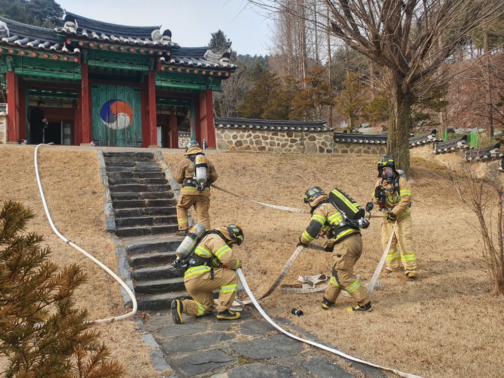 용인+충렬서원+화재진압+훈련+사진.jpg