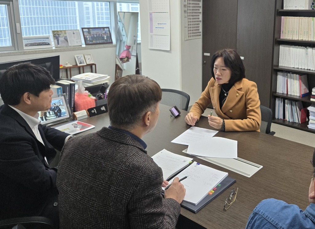 250212 이혜원 의원, 양평군 건축물 허가 고충민원 해결을 위한 정담회 실시2 (1).jpg