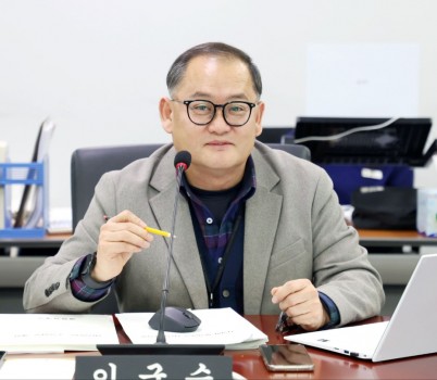 사진 이군수의원.jpg