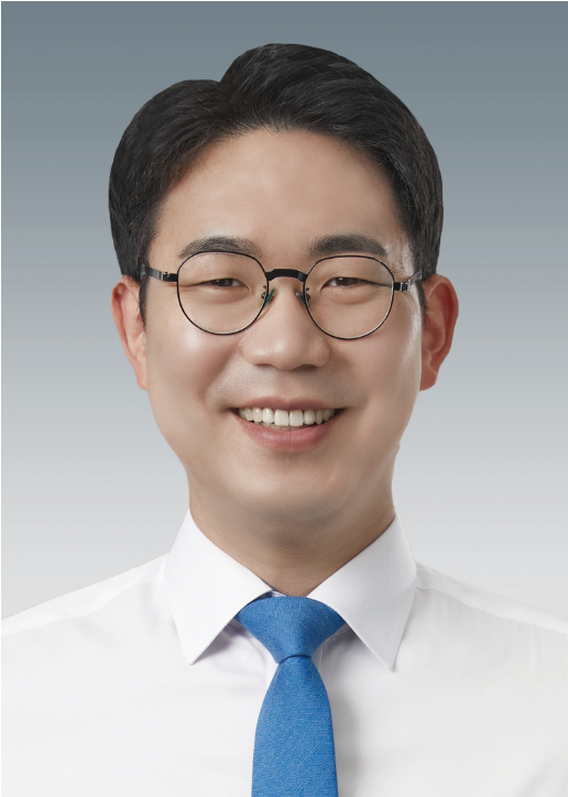 (사진1)문승호 경기도의원 단대초 통학로 안전 위한 현장 점검 실시.png