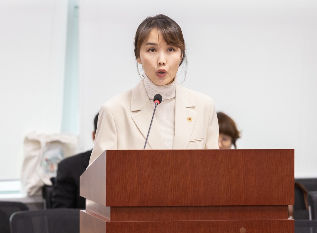 250415 이인애 의원, 경기도 가정폭력피해자 보호시설 설치 및 운영에 관한 조례 일부개정조례안 본회의 통과.jpg