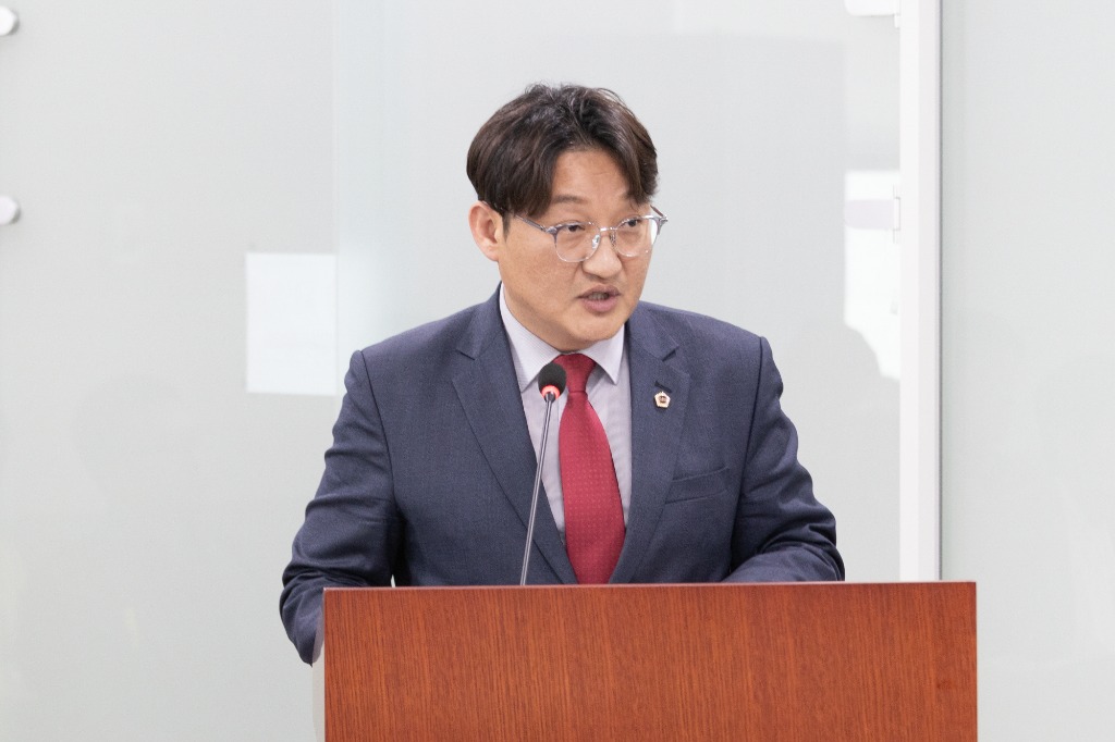 250415 김도훈 의원, 도민과 함께하는 세계유산 조례 개정안 본회의 통과 (1).JPG