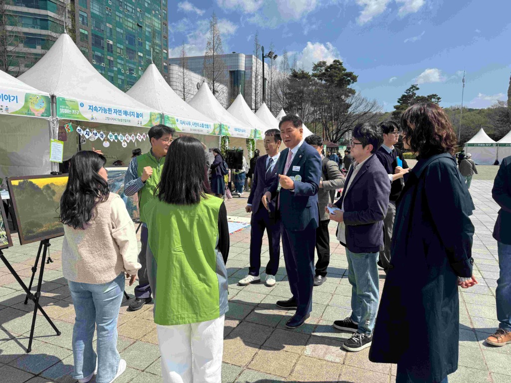 250416 오준환 의원, 경기도 기후변화주간 행사 참석...시민 참여 통한 기후 대응 강조 (2).jpg