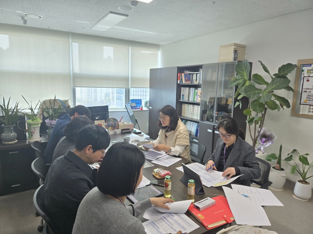 250416 신미숙 의원, 학급당 35.7명, 과밀학급 한계 초과...동탄2-1중학군 대책 촉구.jpg