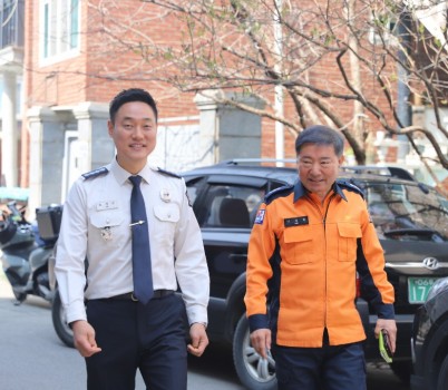 250407 오석규 의원, 의정부소방서 1일 명예소방서장으로 활약.jpg width: 100%; height : 150px