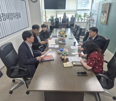 250411 윤종영 의원, 군마 레클리스 기념행사 개최를 위한 실무협의 착수.jpg width: 100%; height : 150px