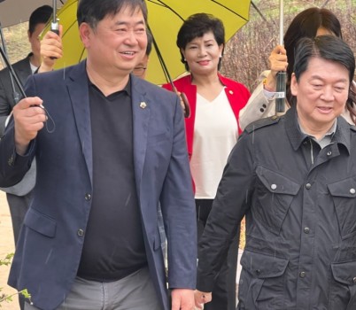 첨부사진.jpeg width: 100%; height : 150px
