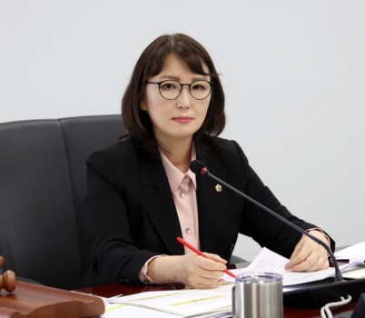 박은미 의원.jpg width: 100%; height : 150px