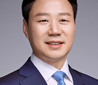 사진_이준배 대표의원.jpg width: 100%; height : 150px