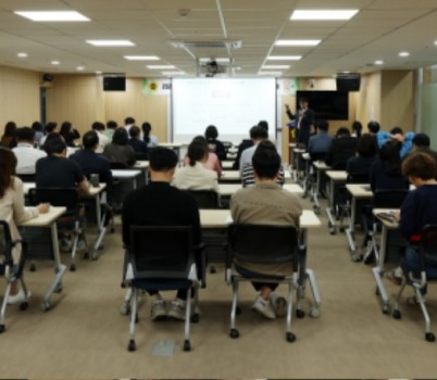 250429 경기도의회, 의회사무처 직원 대상 결산심사기법 교육실시 (1).JPG width: 100%; height : 150px