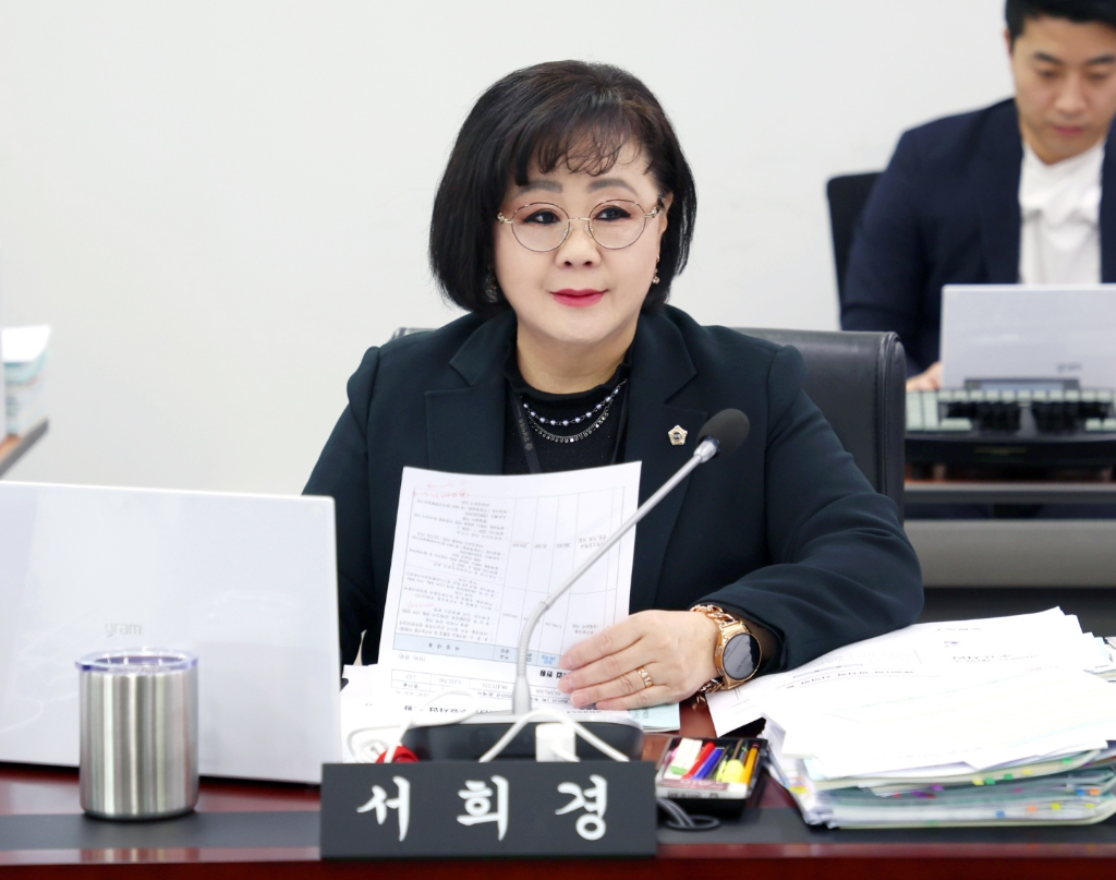 성남시의회 서희경 의원,“책읽는 광장 도서관, 모두를 위한 …