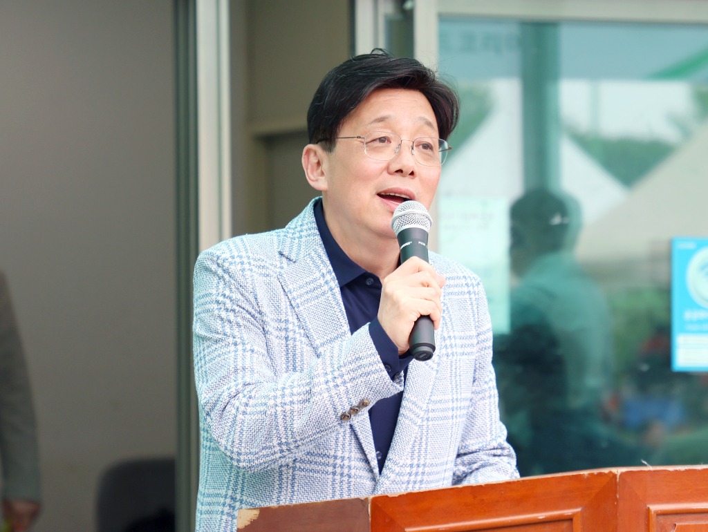 성남시의회, 제8회 성남시협회장배 족구대회 참석