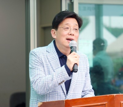 족구1.jpg width: 100%; height : 150px