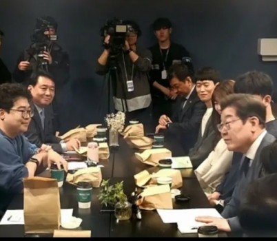 사진1.jpeg width: 100%; height : 150px