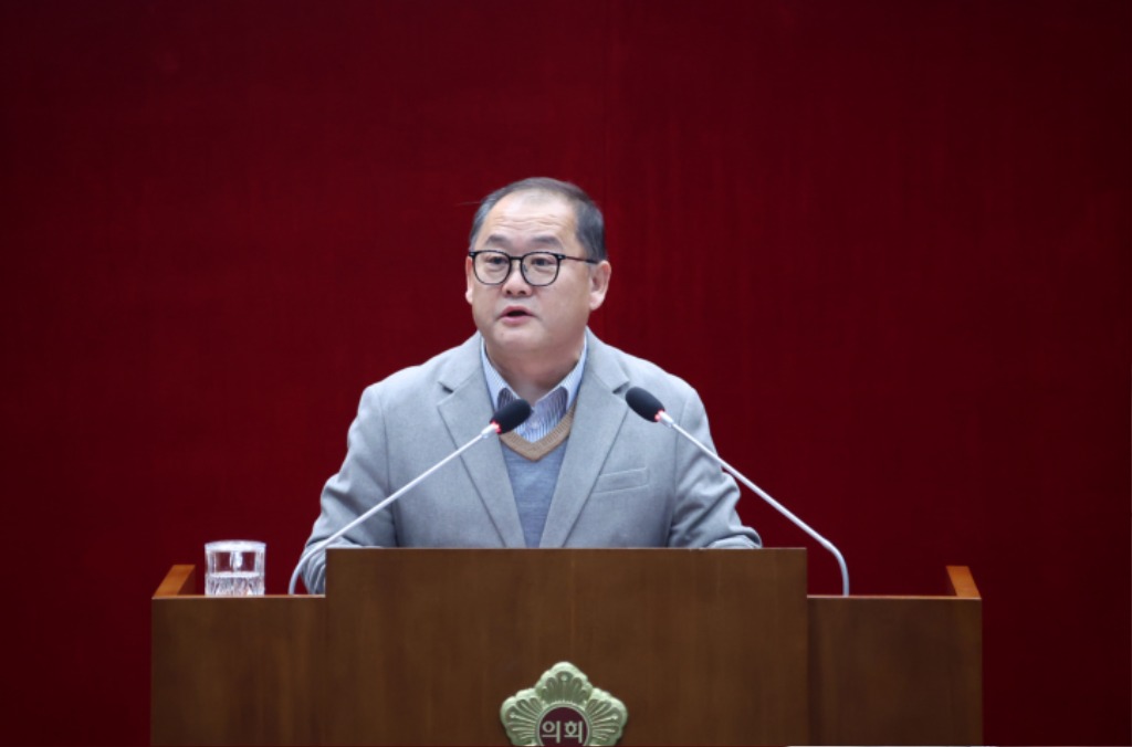 사진_이군수의원.jpg