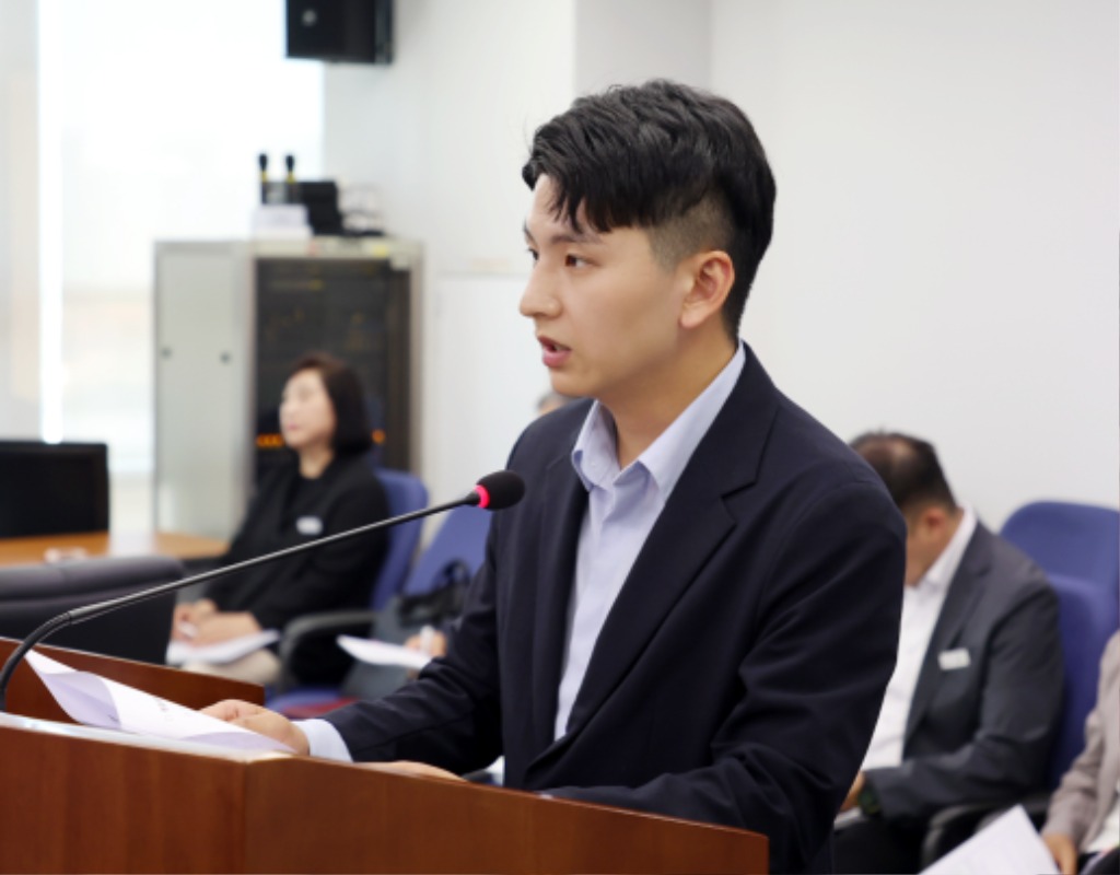 사진_김윤환 의원.jpg