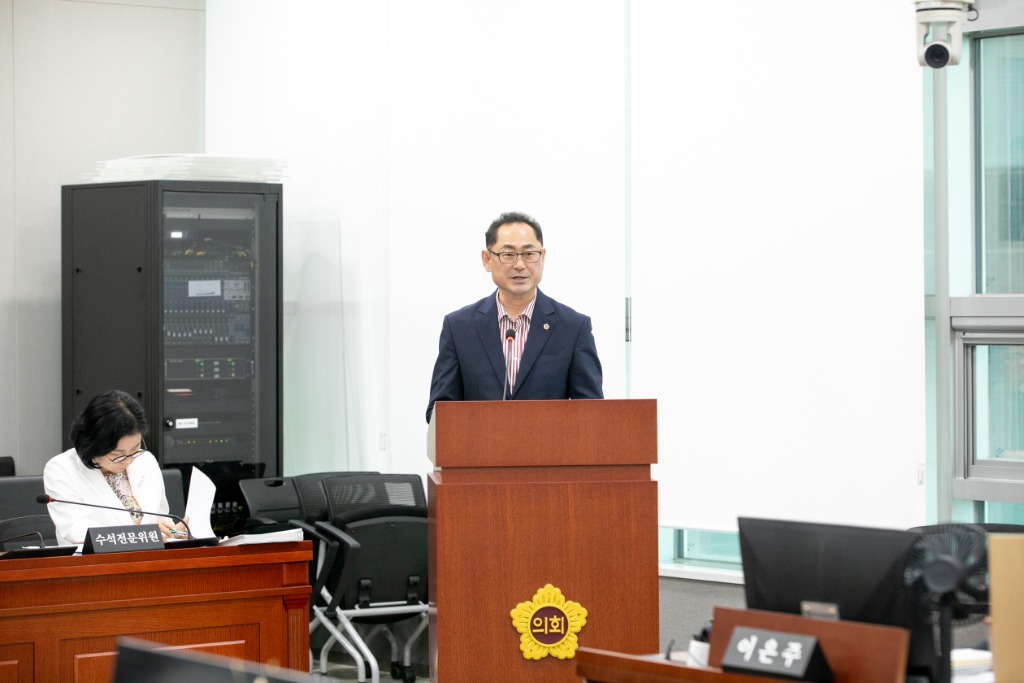 250616 김완규 의원,  경기도교육청 특수학급 설치 및 지원 조례 일부개정조례안 상임위 통과.jpg