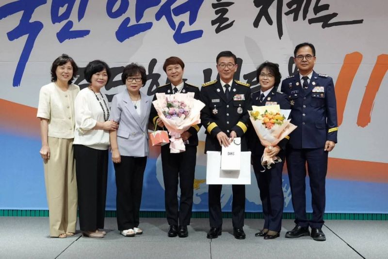 기념사진1.jpg