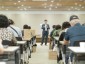 아동보육과-성남시 위탁가정 부모 100명 대상 보수교육 자리에서 인사말 중인 신상진 성남시장.jpg