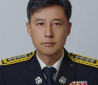 이제철 서장님 사진.jpg width: 100%; height : 150px