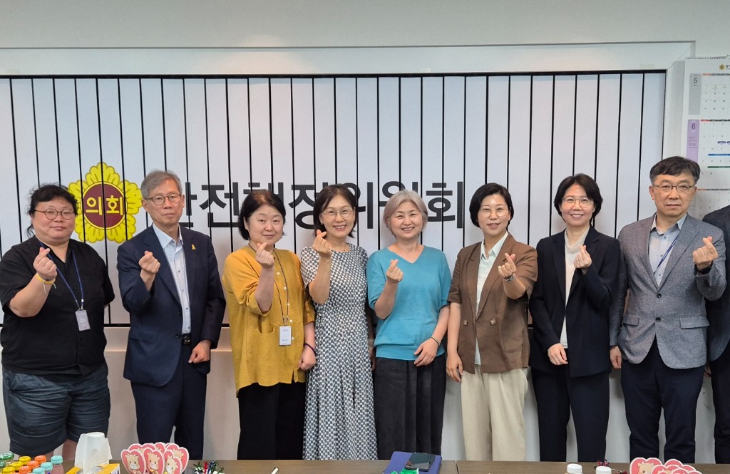 250630 이은미 의원, ‘선감학원 화해와 치유 정담회’ 개최... 같은 날 ‘추모의 날’ 조례도 통과1.jpg