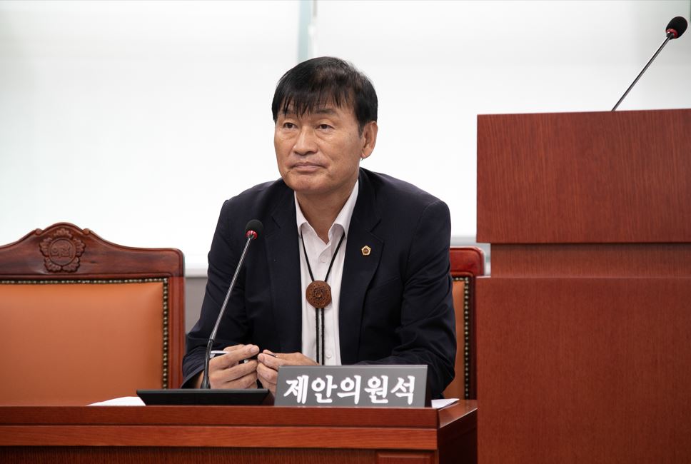 250722 서광범 의원, 경기도 지역농산물 육성 및 지원 조례 일부개정조례안 상임위 통과.JPG