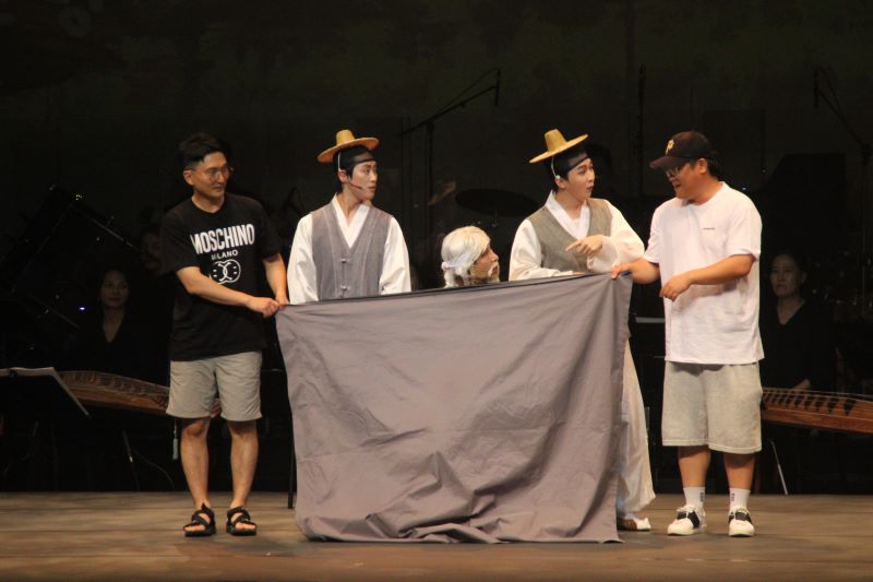 관객참여 마술1.JPG