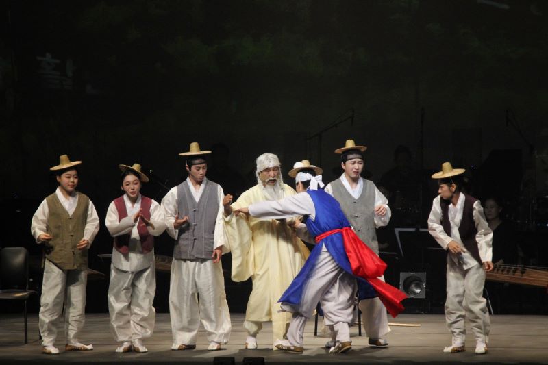 마술사와 길동1.JPG