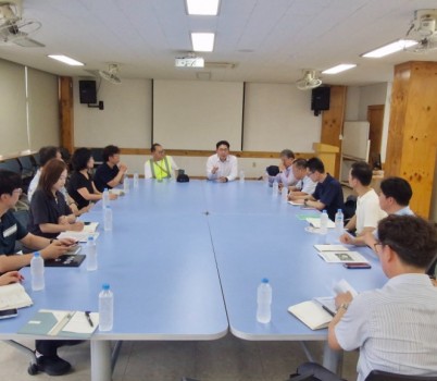 문승호 경기도의원 이군수 성남시의원 단대초 통학로 안전 개선 위한 현장 간담회 개최.jpg width: 100%; height : 150px