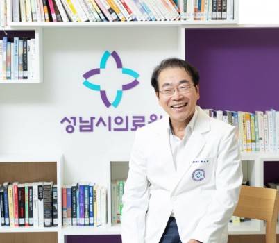 성남시의료원 한호성 의료원장.jpg width: 100%; height : 150px