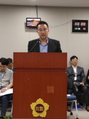250716 백현종 의원, 경기도 공공주택지구 기업유치 활성화 지원 조례안 상임위 통과 (1).JPG