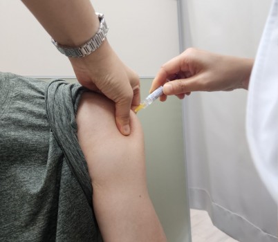 분당구보건소-성남시, 65세 이상 어르신 “폐렴구균 예방접종 무료”(자료사진).jpg width: 100%; height : 150px