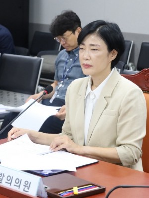 250723 이경혜 의원, 전국 최초 교통약자 보호구역 시간제 속도제한 조례안 본회의 통과.jpg
