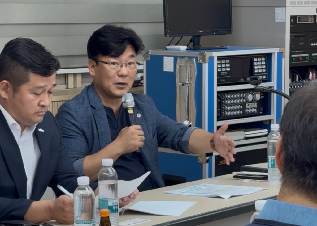 250818 최만식 의원, “사회복지 종사자 처우개선은 더 이상 미룰 수 없는 과제” (2).jpg