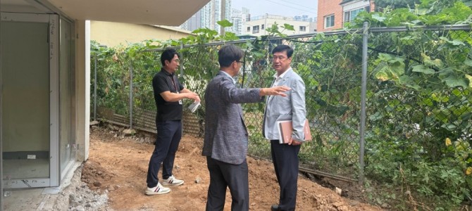 이택수 도의원, 고양 일산초 후문 복원 숙…