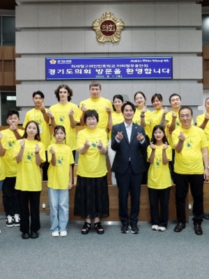 250807 황대호 의원, 광복 80주년! 고려인 동포 아리랑무용단과 정담회 개최 (1).jpg