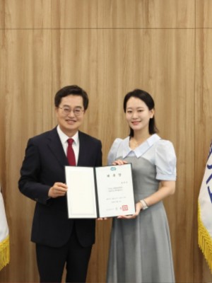 250814 홍세나배우, 경기도 언론홍보위원 위촉.jpg