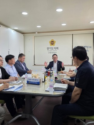 250818 김완규 의원,  “버스 놓치면 한 시간 기다림 끝내자”, 고양 서구 교통소외지역 대책 논의 (1).jpg