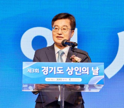 사진자료 1.jpg width: 100%; height : 150px