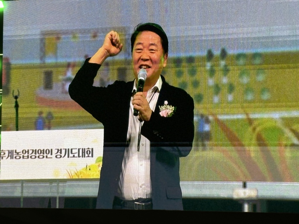 250829 방성환 의원, 후계농업경영인, 농업 발전의 핵심 동력으로 성장 강조 (2).jpg