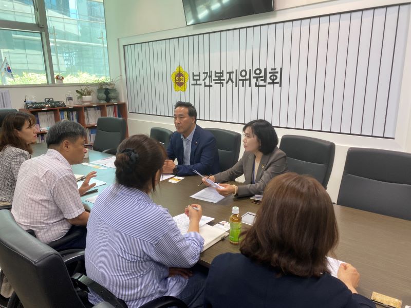 [사진] 경기도의회 황세주ㆍ김용성 의원. 중도장애인 지원방안 모색2 (1).jpg