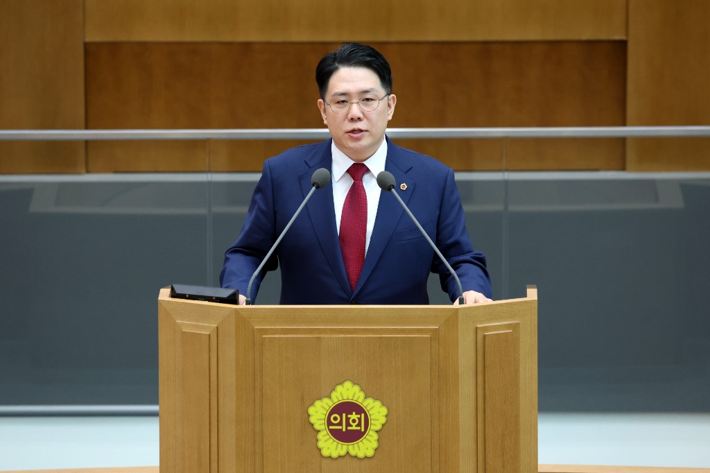 250905 김현석 의원, _일제 왜곡된 학교 연혁 바로잡고 교육의 뿌리 되찾아야_.jpg